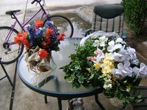 Big Bag Of Miscellaneous Silk Flowers & Greenery (Look At The Right Side Of The Table) in Kingwood, Texas