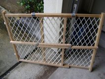 Handy Doorway Expandable Gate - Expands To 40 Inches in Luke AFB, Arizona